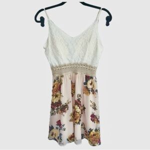 NWT Rue21, Floral, Lace, Crochet, Spaghetti Strap Dress - Juniors, Large